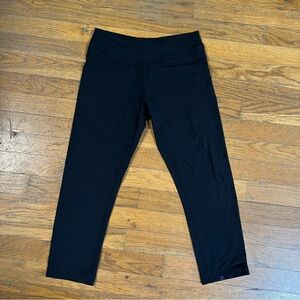 Cropped lululemon Leggings with Crossed Waistband
